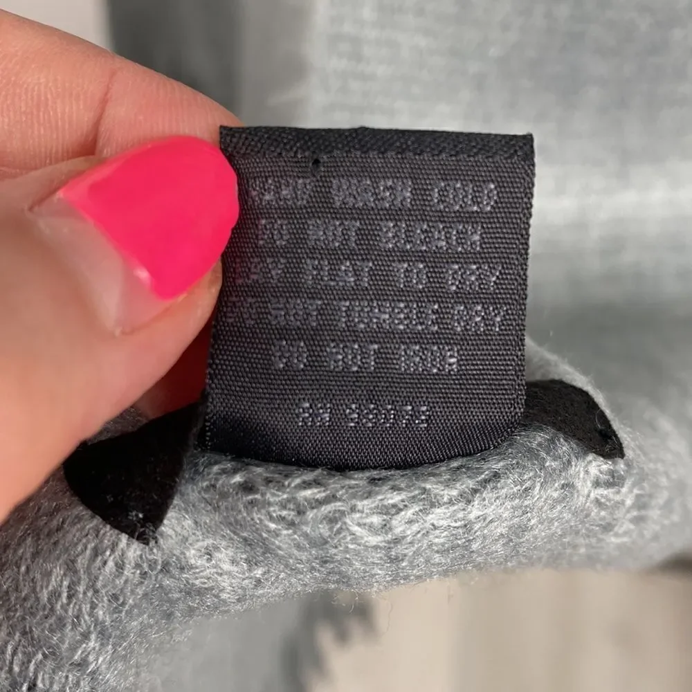 Steve Madden Gray Scarf With Fringe